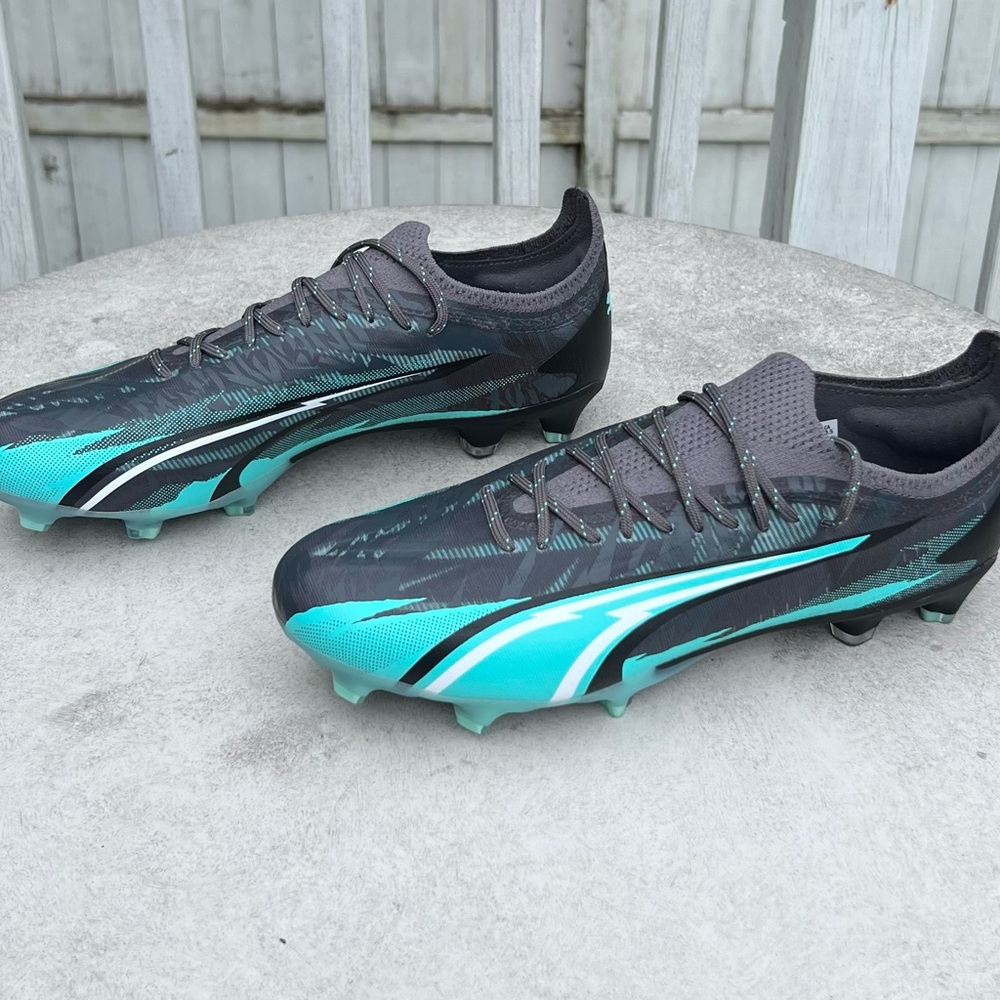 Puma Gray and Blue Athletic Shoes with Modern Design